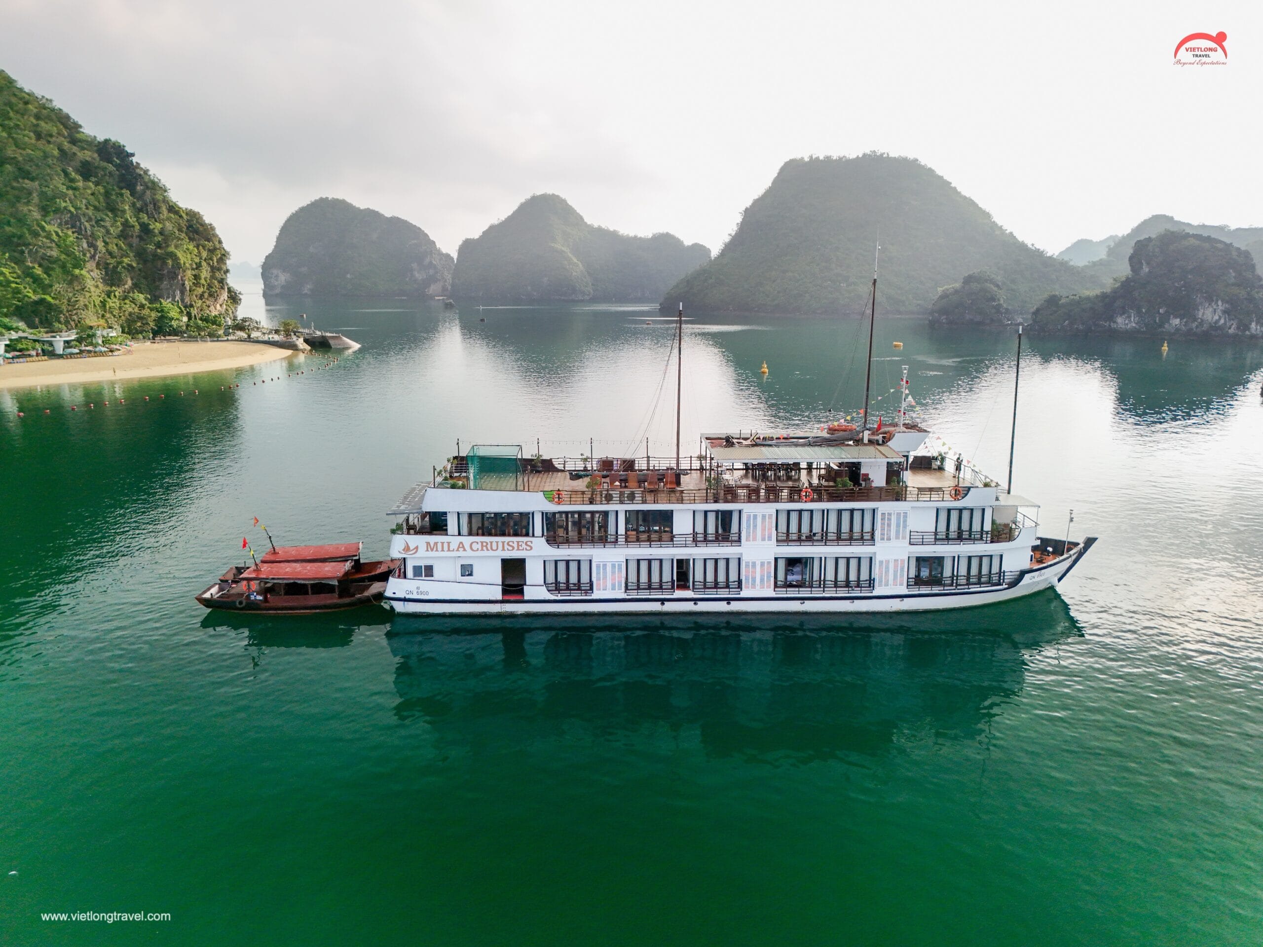 Why-choose-halong-overnight-cruise-top-attractions-activities-itineraries Why-choose-halong-overnight-cruise-top-attractions-activities-itineraries