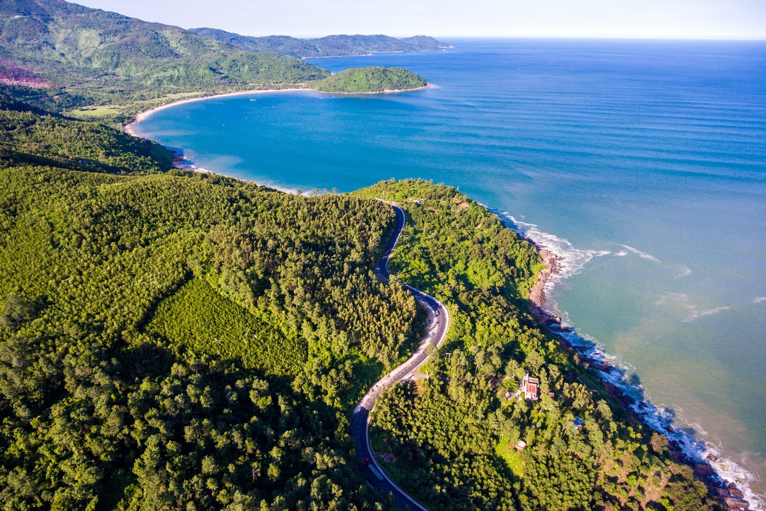 Why-do-tourists-prefer-traveling-via-coastal-route-vs-inland-route-between-da-nang-hoi-an Why-do-tourists-prefer-traveling-via-coastal-route-vs-inland-route-between-da-nang-hoi-an