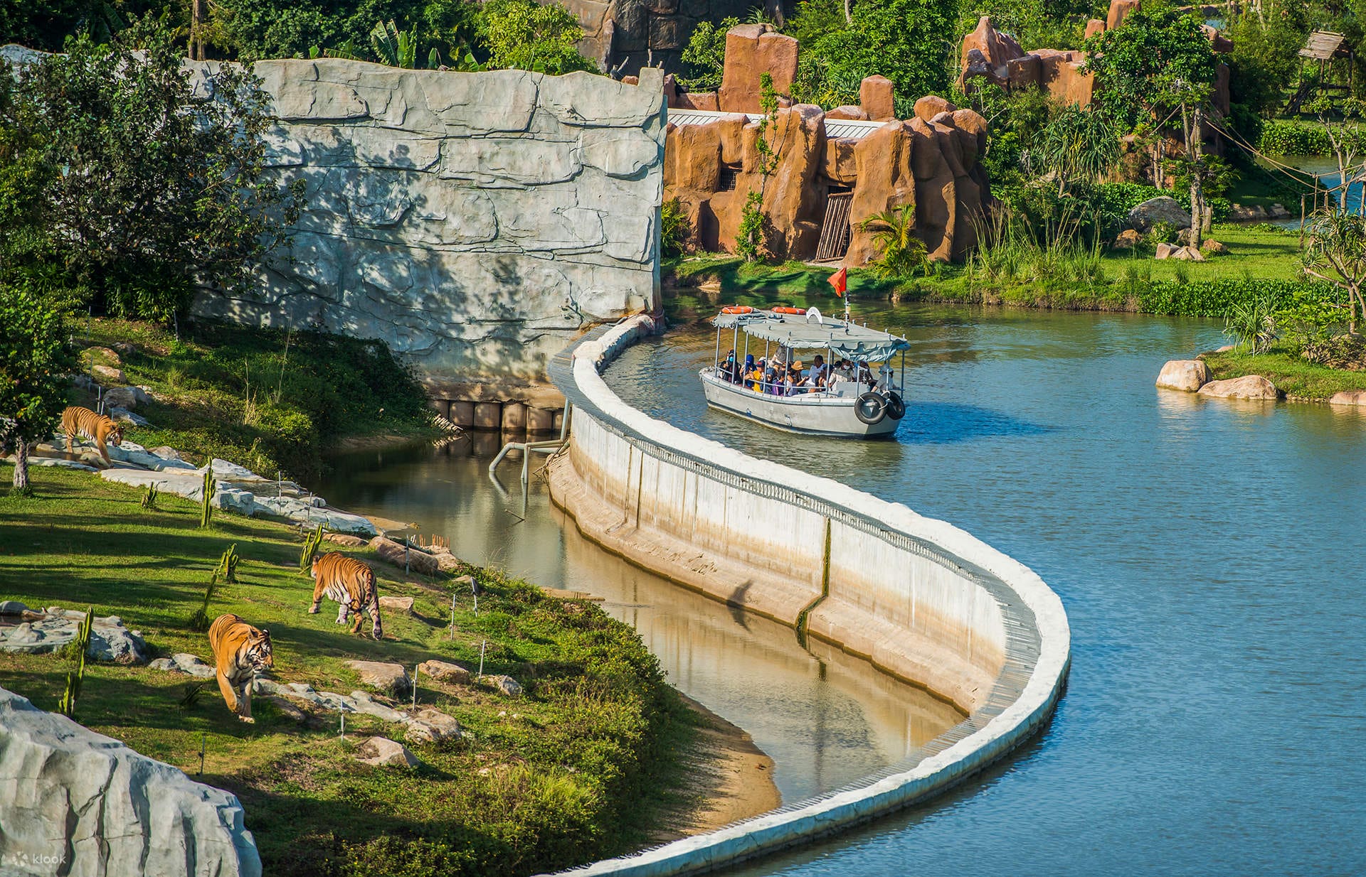 Top places to visit in da nang & hoi an with kids Vinwonders nam hoi an 2 | top places to visit in da nang & hoi an with kids