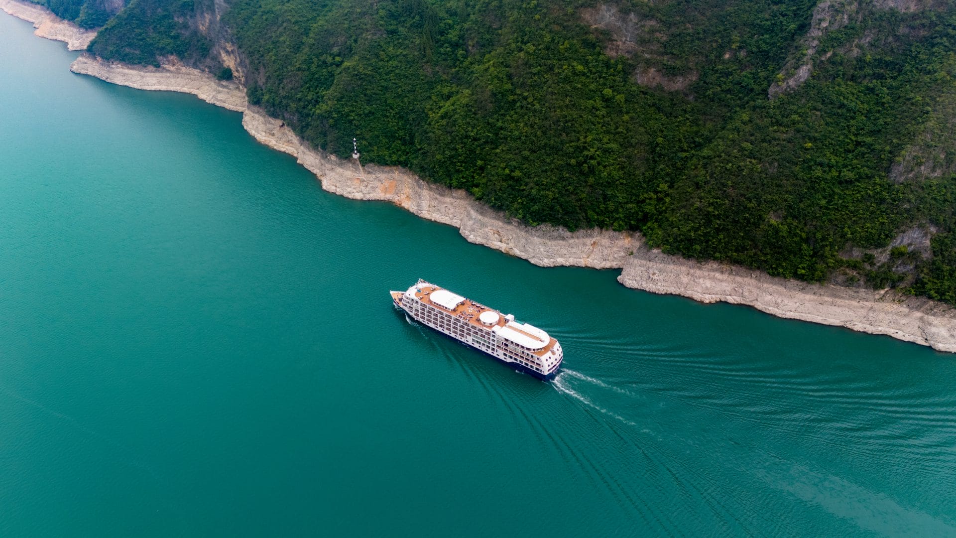 China river journey: pandas, leshan buddha & yangtze cruise Yangtze river 1 | china river journey: pandas, leshan buddha & yangtze cruise