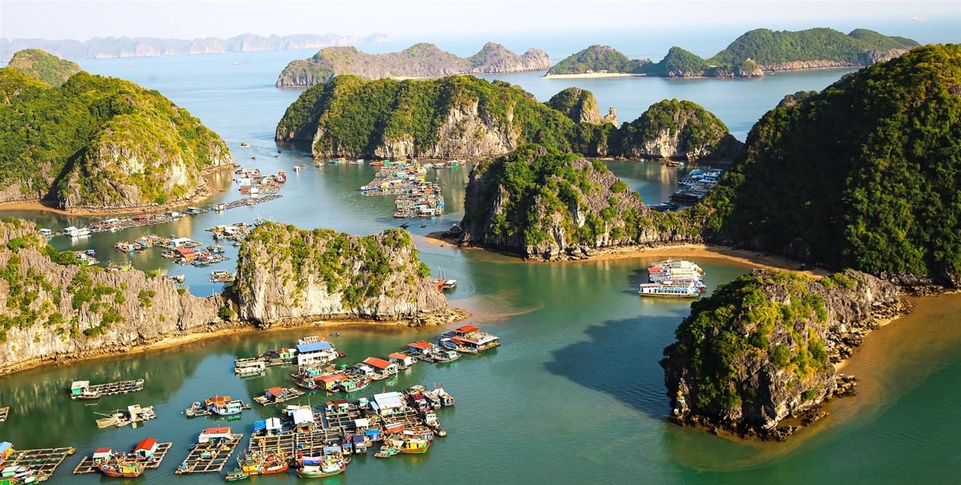 3 nights lan ha bay cruise | 5-star capella luxury voyage Viet hai village | 3 nights lan ha bay cruise | 5-star capella luxury voyage